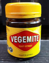 Lade das Bild in den Galerie-Viewer, australien Vegemite 220gr Glas * 06.25

